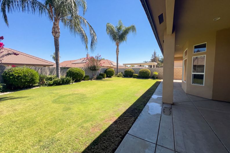 Photo 29 of 35 of 11904 Kenseth St, Bakersfield, CA