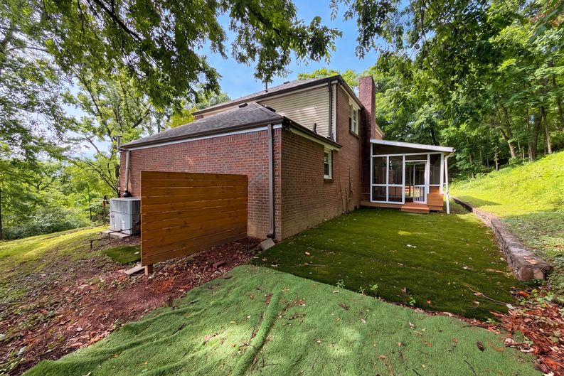 Photo 5 of 69 of 5416 Forest Acres Dr, Nashville, TN