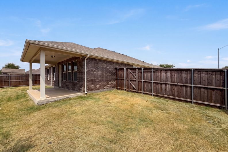 Photo 22 of 23 of 8956 Devonshire Dr, Fort Worth, TX