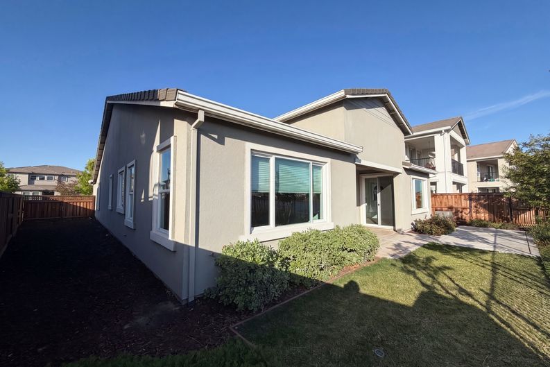 Photo 43 of 50 of 2743 Irish Meadow Way, Lathrop, CA