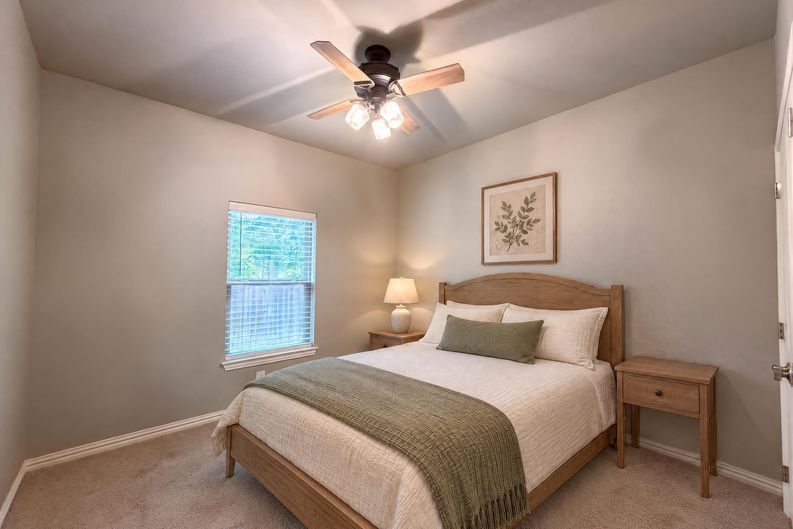 Photo 13 of 20 of 3712 Magnolia Ct, Denison, TX