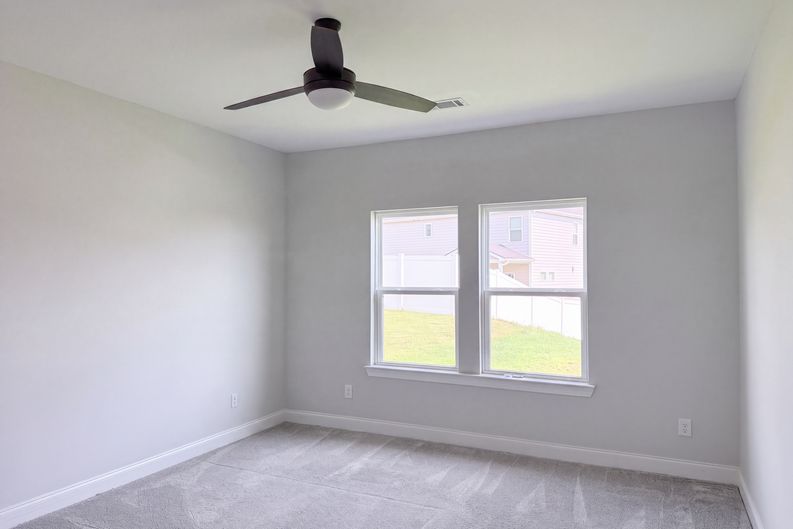 Photo 4 of 16 of 331 Collier Rd, Mount Juliet, TN