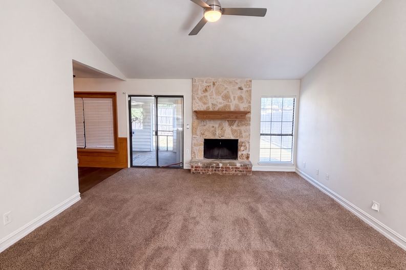 Photo 3 of 21 of 6808 Younger Dr, The Colony, TX