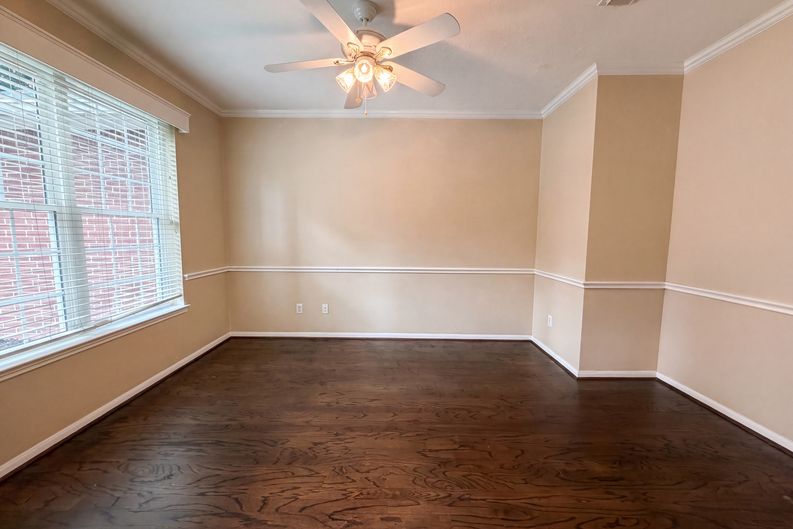 Photo 10 of 29 of 16507 Cypress Brook Ct, Cypress, TX
