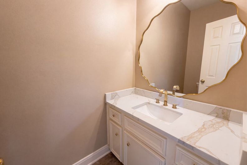 Photo 17 of 29 of 17418 Wilton Park Ct, Spring, TX