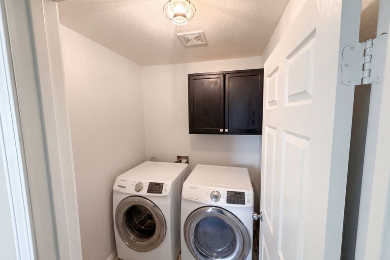 Photo 14 of 19 of 8141 Finch Feather St, Las Vegas, NV