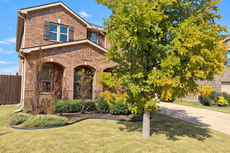 Photo 20 of 23 of 2713 Ranger Ln, Aubrey, TX
