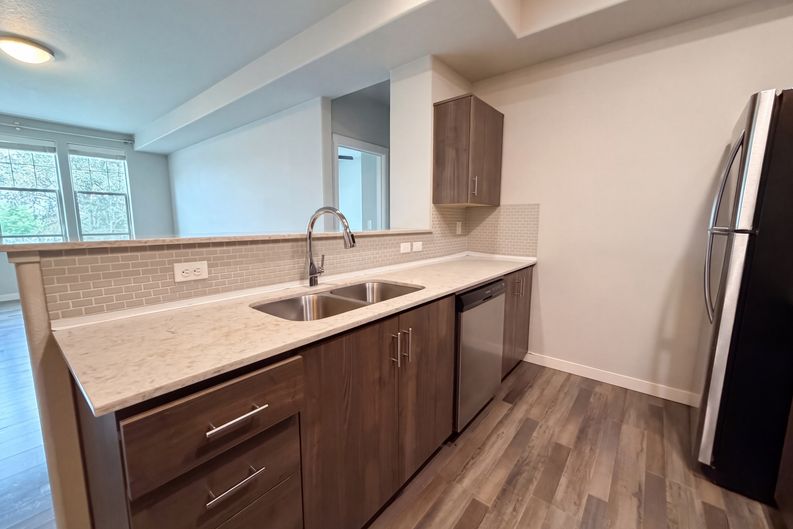 Photo 6 of 18 of 16417 NW Chadwick Way, Portland, OR