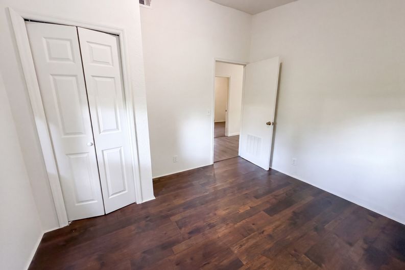 Photo 12 of 19 of 1834 Brooker Rd, Jacksonville, FL