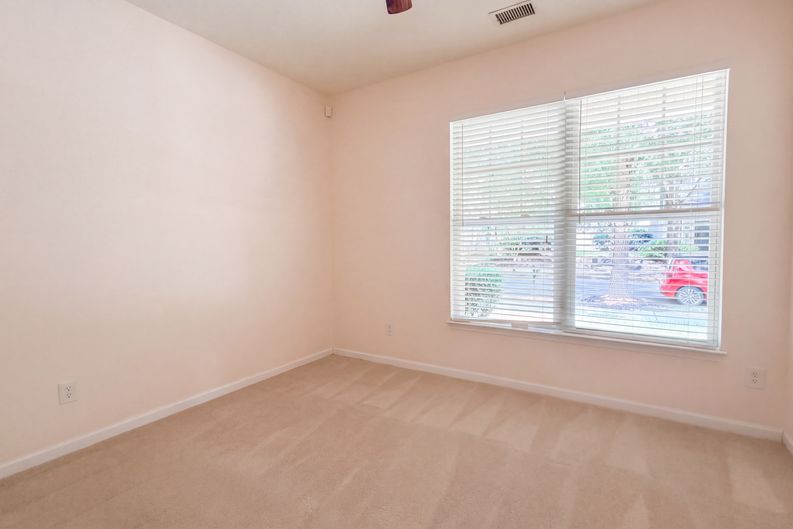 Photo 11 of 17 of 12740 Windyedge Rd, Huntersville, NC
