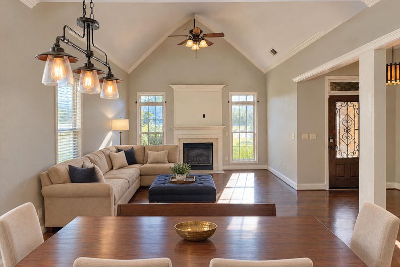 Photo 3 of 17 of 132 Willow View Ln, Wilsonville, AL
