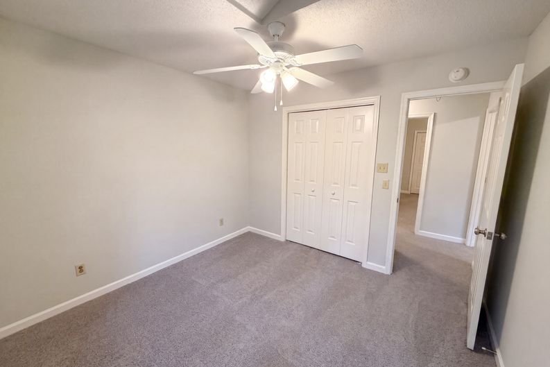 Photo 8 of 28 of 13 Stanford Ridge Ct, Irmo, SC