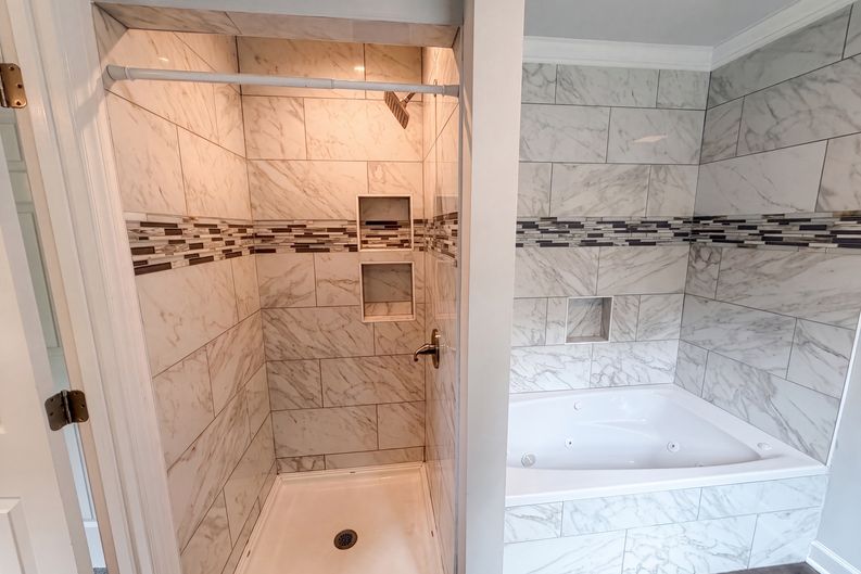 Photo 15 of 22 of 3029 Southampton Cir, Gastonia, NC
