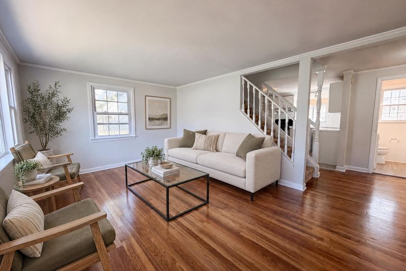 Photo 3 of 23 of 19 Delekas Ave, South Plainfield, NJ