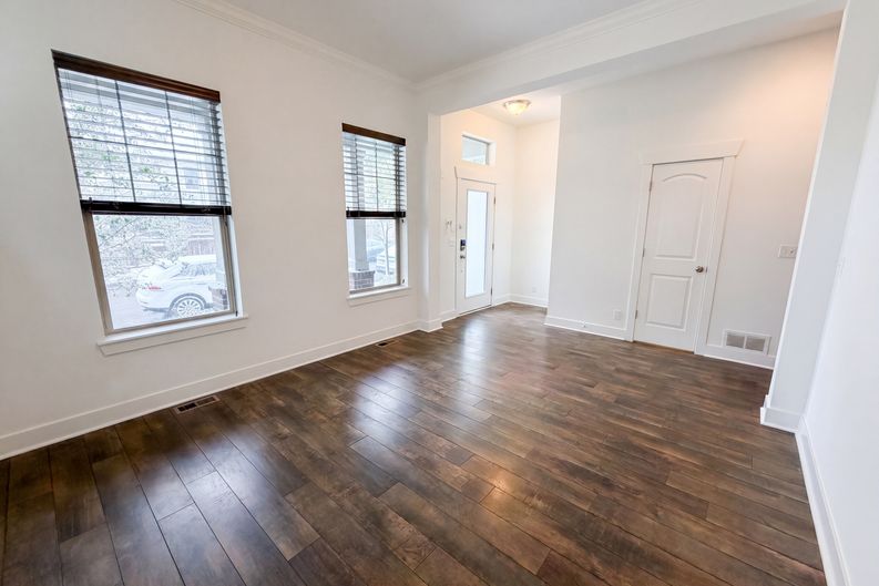 Photo 7 of 33 of 11466 E 27th Ave, Denver, CO