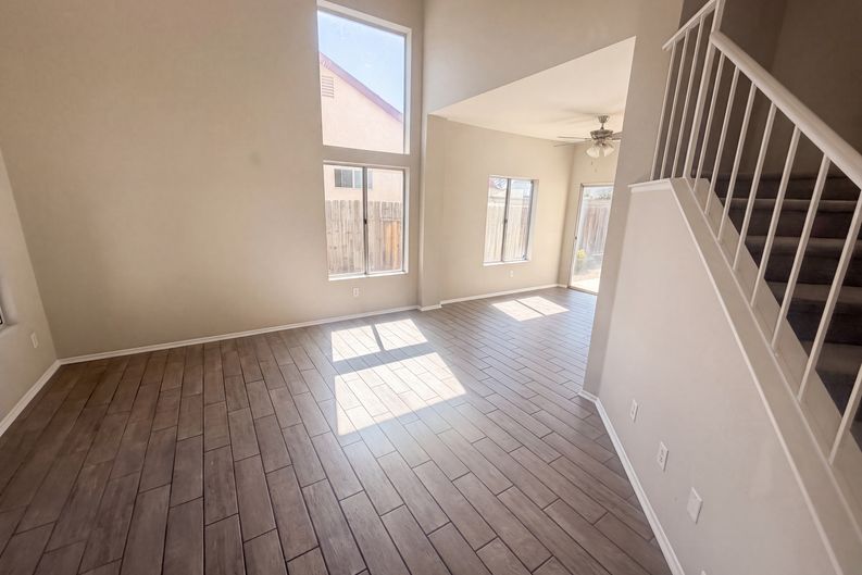 Photo 10 of 22 of 4256 Trenton Ave, Palmdale, CA