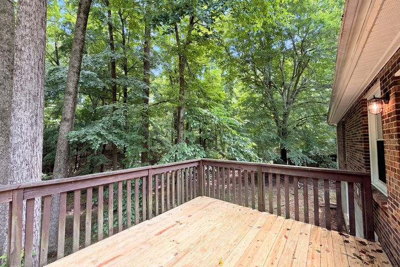 Photo 16 of 19 of 206 Diana Dr, Dickson, TN