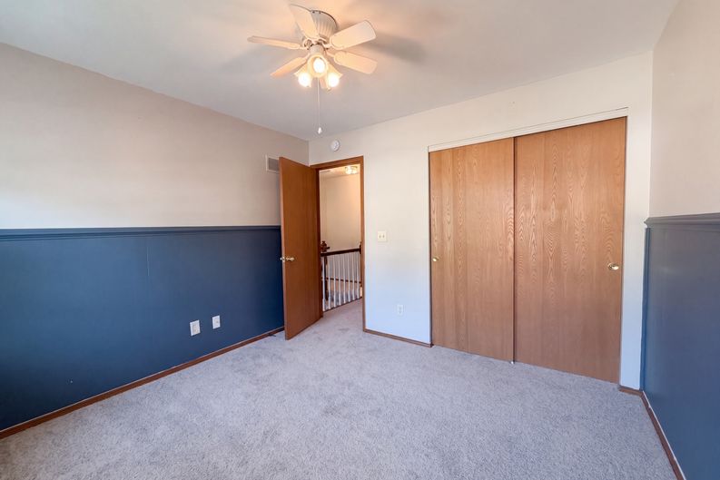 Photo 14 of 30 of 923 Keeneland Rd, Florissant, MO
