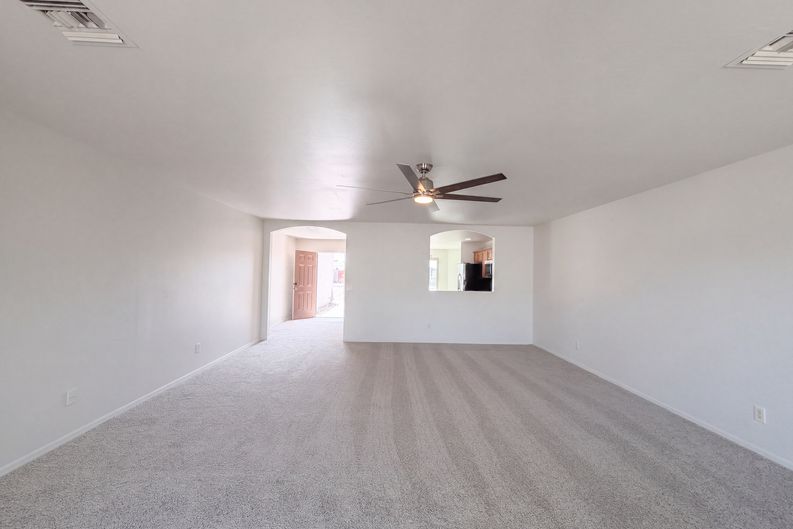 Photo 7 of 26 of 10564 W Buena Vista Dr, Arizona City, AZ