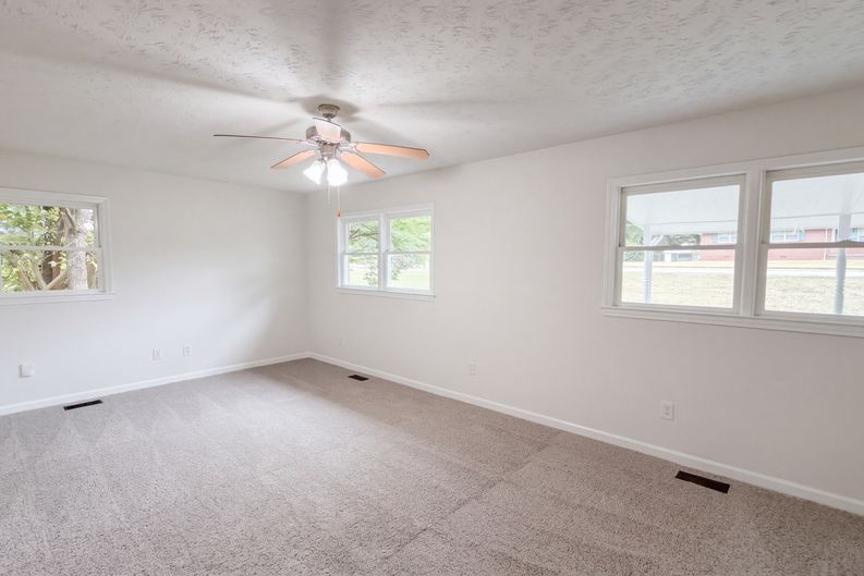 Photo 5 of 22 of 8181 Highland Dr SW, Covington, GA