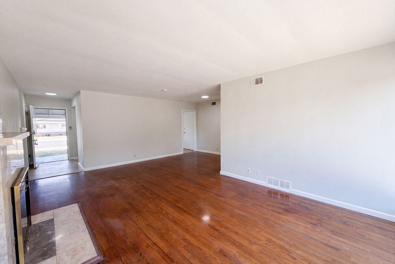 Photo 8 of 16 of 3020 Christina Ave, Stockton, CA