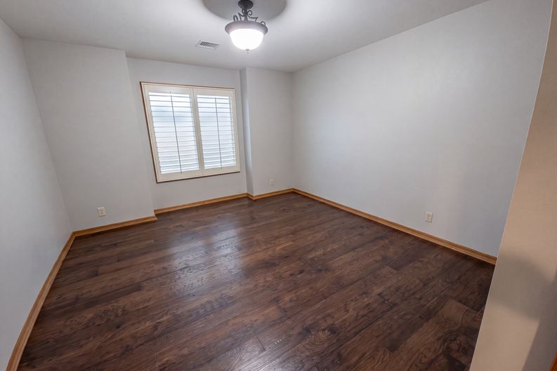 Photo 22 of 30 of 945 N Woodridge Ct, Wichita, KS