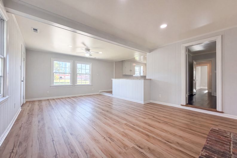 Photo 11 of 17 of 1612 Beech St, Goldsboro, NC