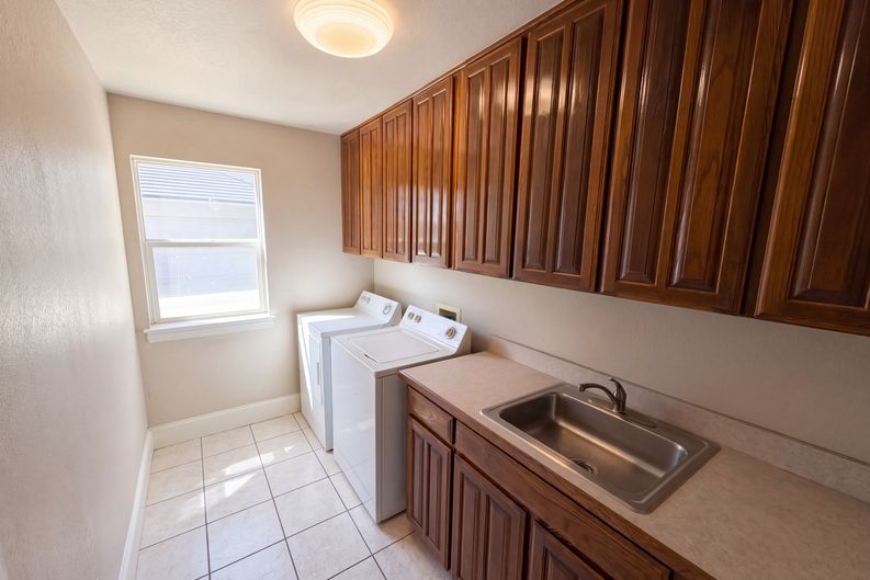 Photo 23 of 29 of 9313 Dosier Cv W, Fort Worth, TX