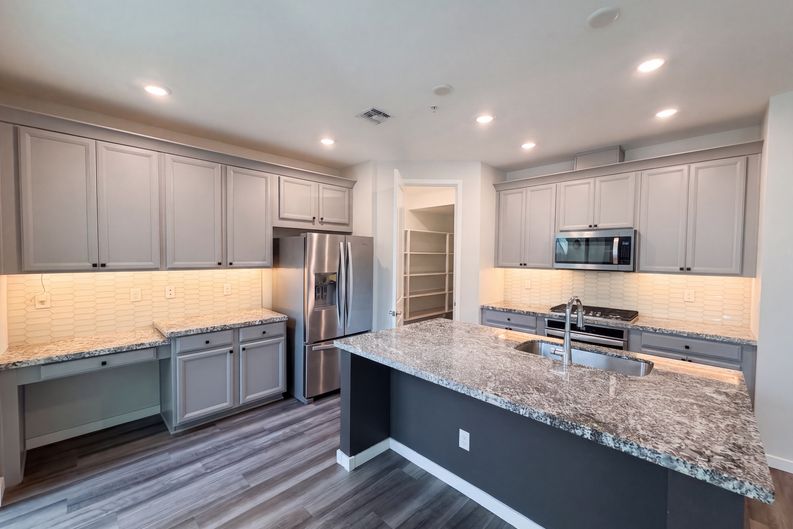 Photo 6 of 24 of 3855 S McQueen Rd, Chandler, AZ