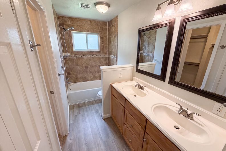 Photo 15 of 19 of 17014 Fid Ct, Crosby, TX