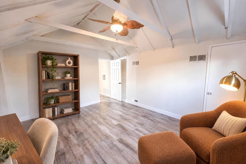 Photo 11 of 31 of 8092 Alma Mesa Way, Citrus Heights, CA