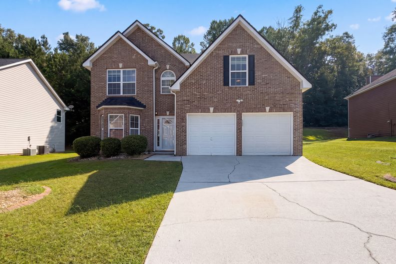 Photo 22 of 25 of 330 Oxnard Cir SW, Atlanta, GA