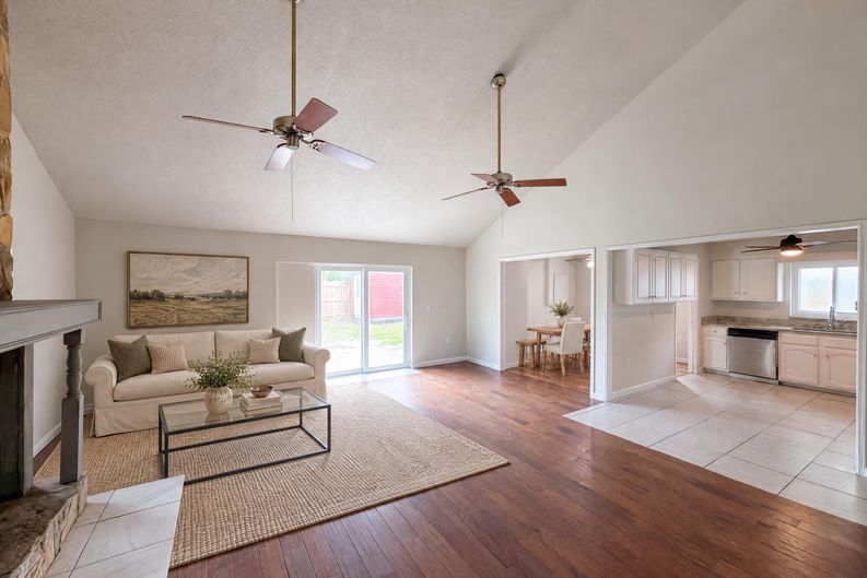 Photo 8 of 20 of 4610 Devon Ave, Lakeland, FL
