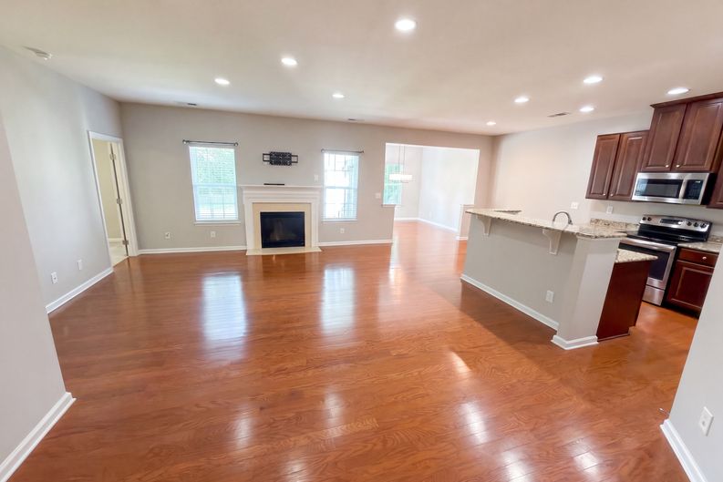 Photo 3 of 16 of 1006 Oakmere Rd, Waxhaw, NC