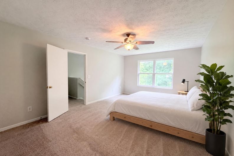 Photo 4 of 25 of 4213 Mallard Dr, Batavia, OH