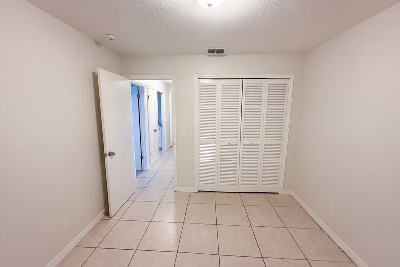 Photo 17 of 31 of 208 Robin Rd, Altamonte Springs, FL