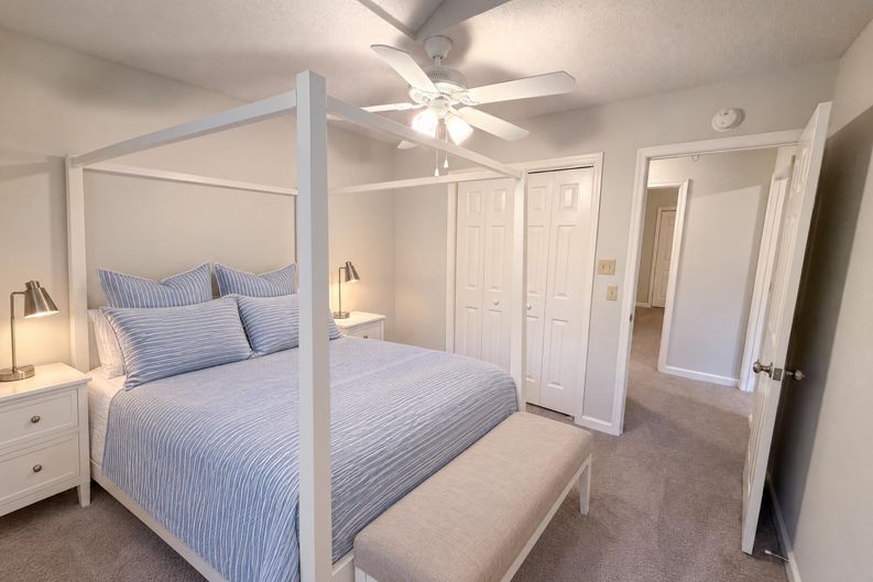 Photo 8 of 28 of 13 Stanford Ridge Ct, Irmo, SC