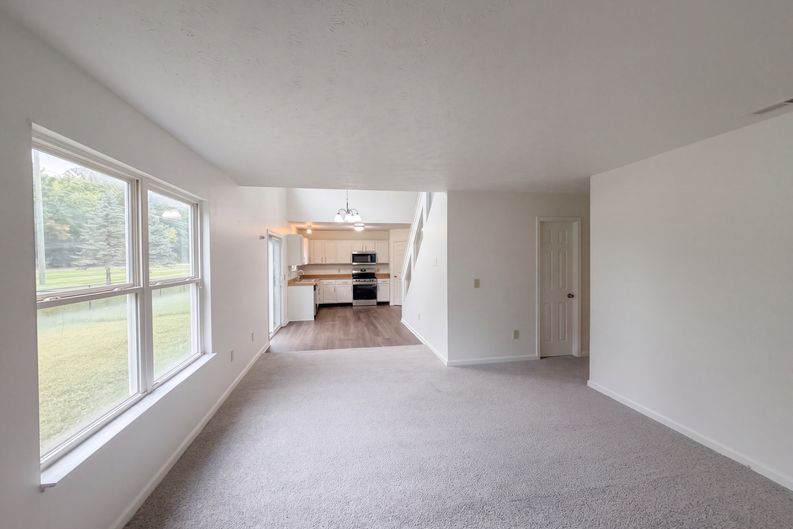 Photo 10 of 29 of 8351 Exton Rd, Indianapolis, IN