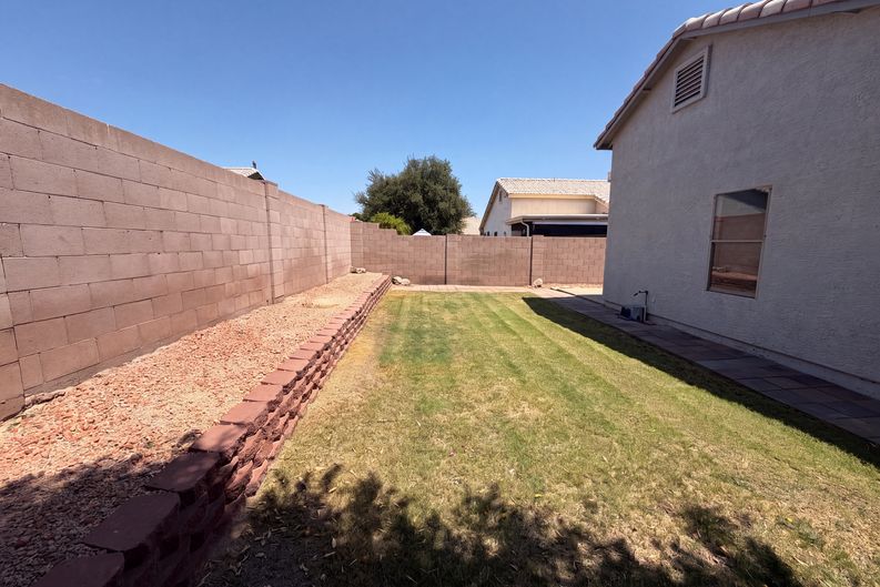 Photo 30 of 32 of 3428 W Via Del Sol Dr, Phoenix, AZ