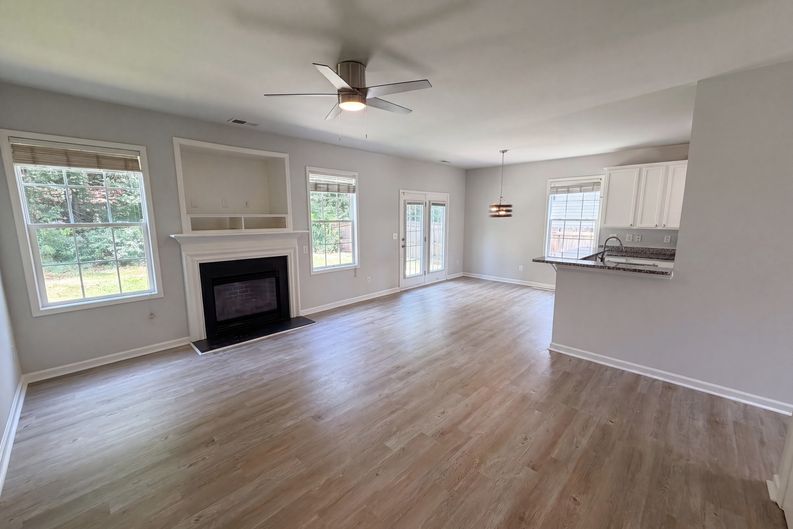 Photo 3 of 30 of 11528 Erwin Ridge Ave, Charlotte, NC