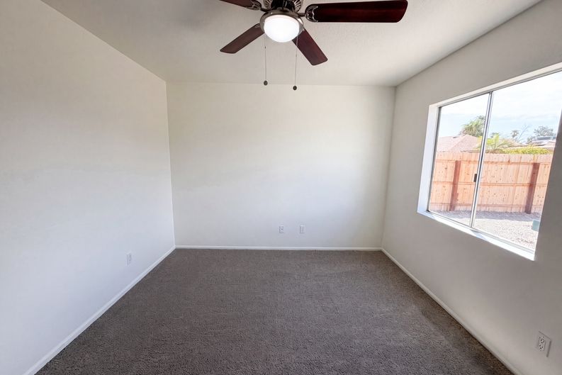 Photo 16 of 22 of 6915 W Cherry Hills Dr, Peoria, AZ