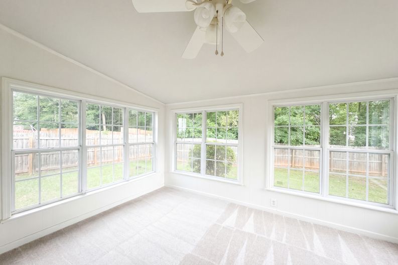 Photo 12 of 19 of 3167 River Oak Rd, Decatur, GA