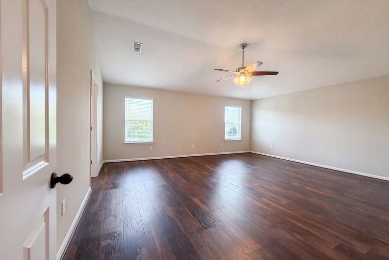 Photo 11 of 31 of 316 Willow Lake Dr, Saint Augustine, FL