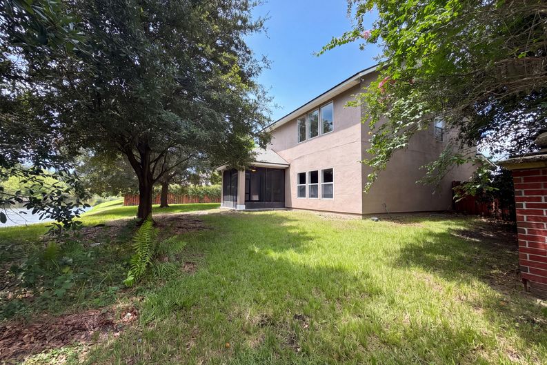 Photo 30 of 32 of 8331 Golden Bamboo Dr, Jacksonville, FL