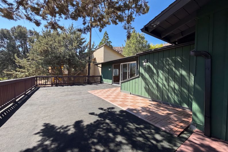 Photo 26 of 28 of 1145 Rivera Dr, Wrightwood, CA