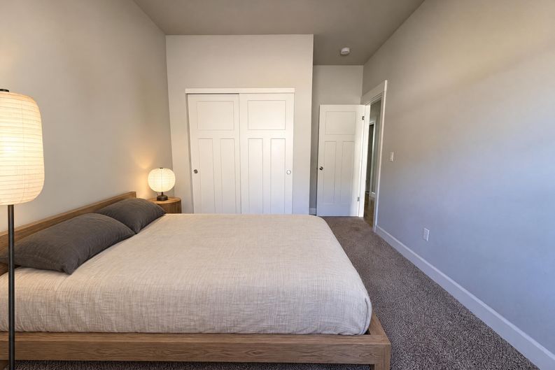 Photo 8 of 14 of 3746 SW McKinley St, Gresham, OR