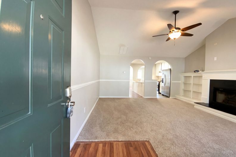 Photo 7 of 21 of 6773 Biscayne Blvd, Rex, GA