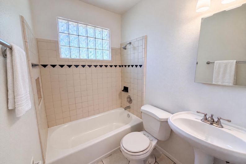 Photo 11 of 21 of 1426 E Williams St, Tempe, AZ