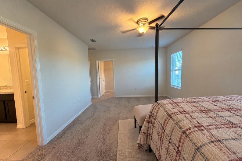 Photo 15 of 30 of 16805 Trite Bend St, Wimauma, FL