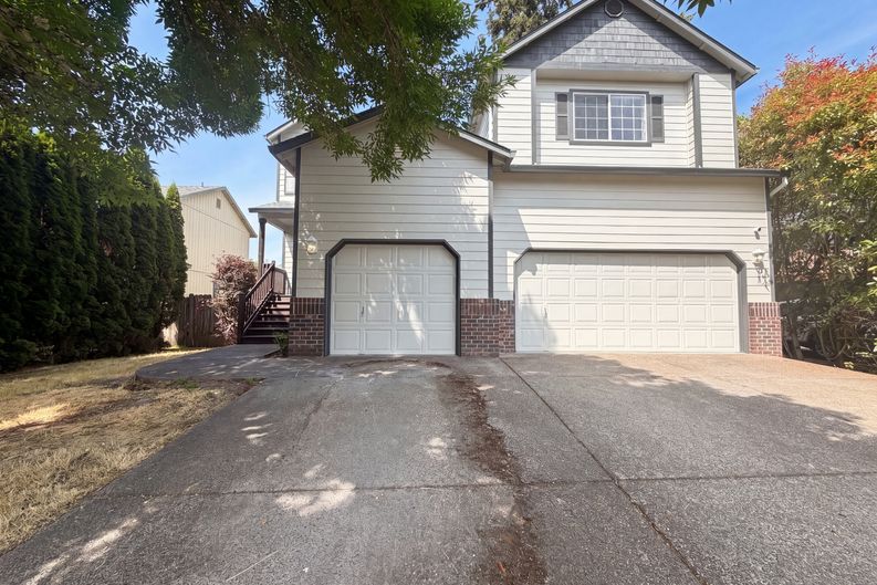 Photo 24 of 27 of 451 NW Yosemite Ter, Beaverton, OR